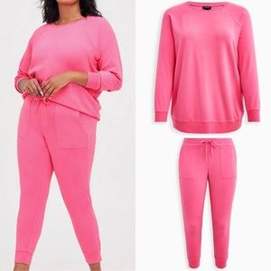 SET: Torrid Ultra Soft Fleece Pink Raglan Sweatshirt/Jogger 1X